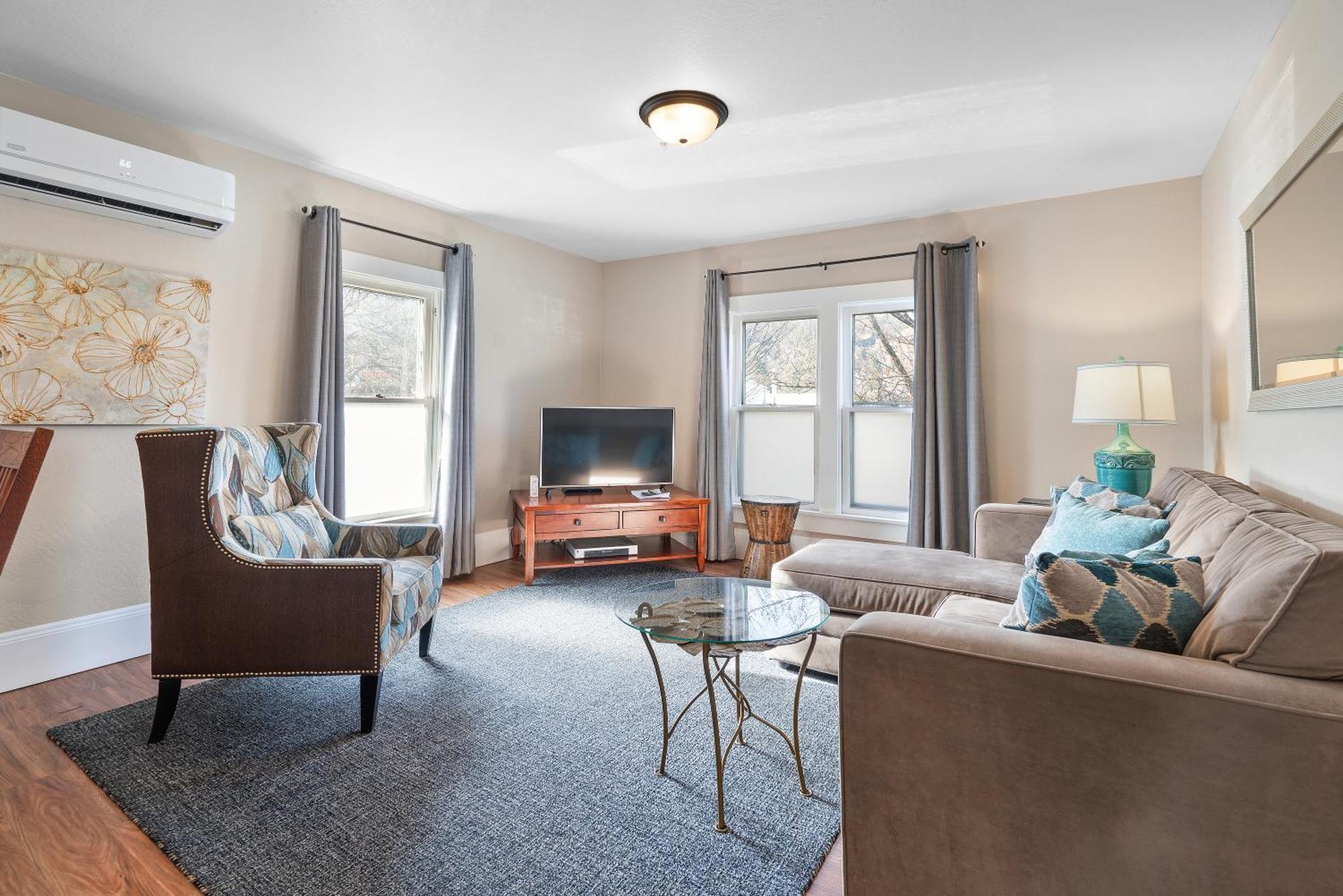 Pioneer Vacation Rentals - Pioneer North Suite Downtown Άσλαντ Εξωτερικό φωτογραφία